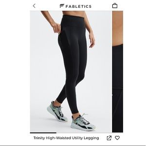 Fabletics Trinity High Waisted Utility Legging - Large
